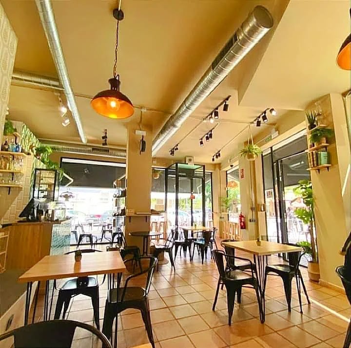 ANANÁS Coffee & Brunch 3